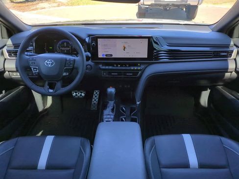 Certified 2025 Toyota Camry SE image 14