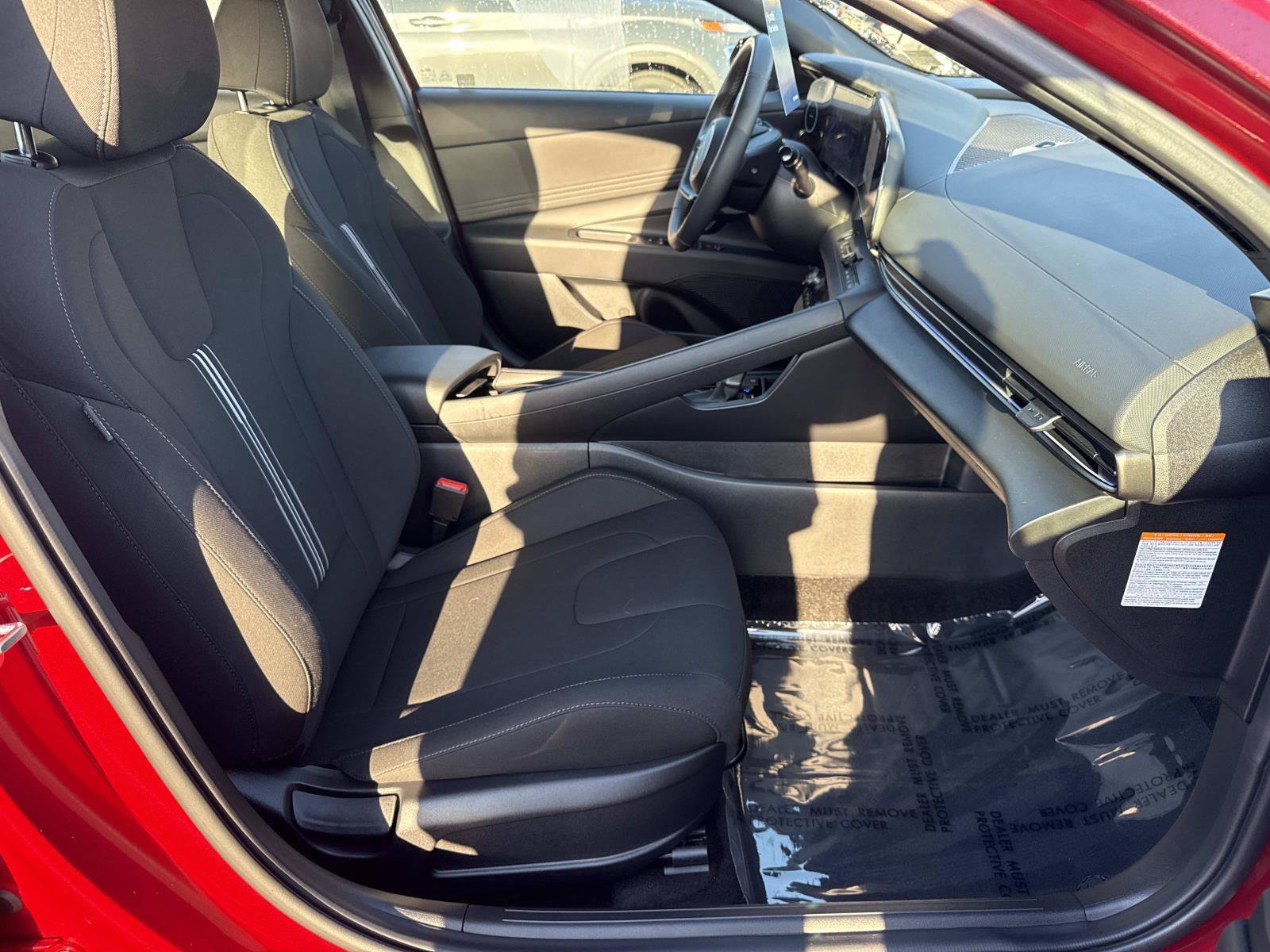 Certified 2025 Hyundai Elantra SEL FWD image 20