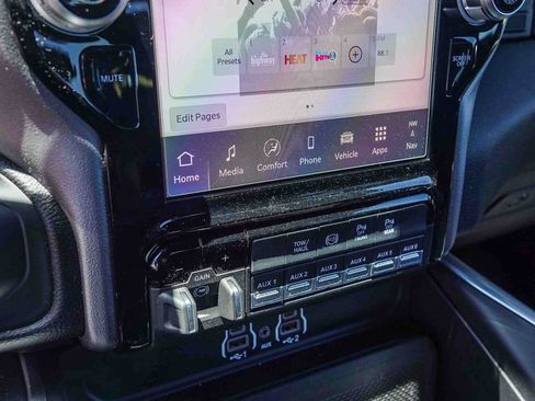 New 2026 RAM 2500 Big Horn AWD/4WD image 16