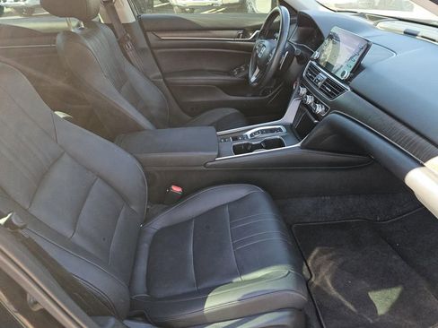 Used 2022 Honda Accord Touring image 32