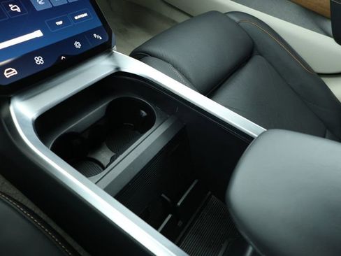 Used 2023 Lucid Air Touring image 14