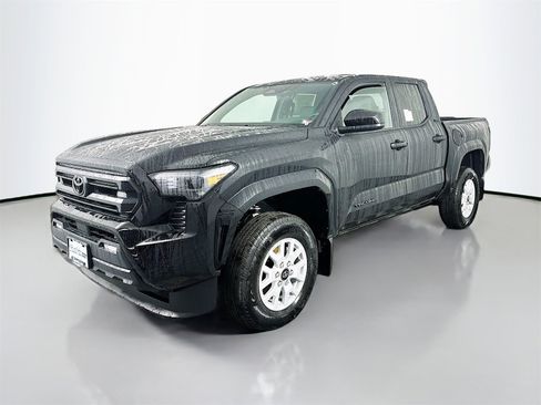 New 2025 Toyota Tacoma SR5 image 3