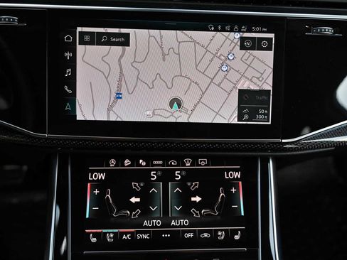Used 2023 Audi SQ7 Prestige AWD/4WD image 12