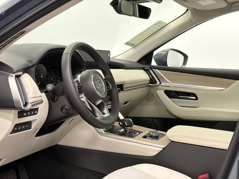 New 2026 MAZDA CX-90 Plug-In Hybrid w/ Premium Plus AWD/4WD image 17