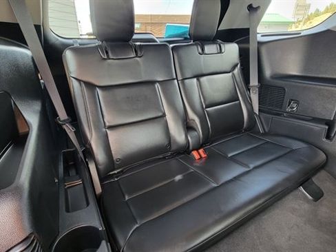 Used 2022 Ford Explorer XLT w/ Equipment Group 202A image 45