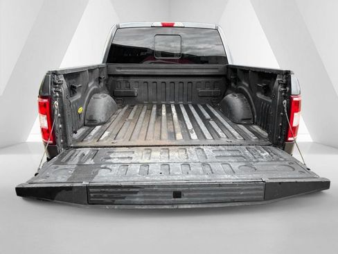 Used 2020 Ford F150 XLT w/ Equipment Group 302A Luxury AWD/4WD image 32