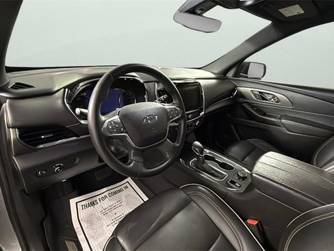 Used 2023 Chevrolet Traverse Premier w/ Redline Edition image 18