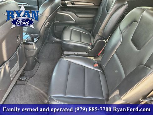 Used 2025 Kia Telluride S AWD/4WD image 20