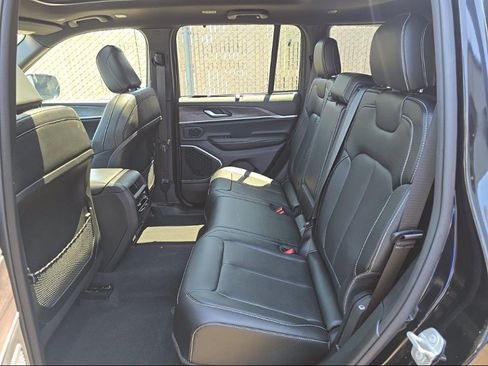 Used 2024 Jeep Grand Cherokee Limited 4xe w/ Luxury Tech Group II AWD/4WD image 10
