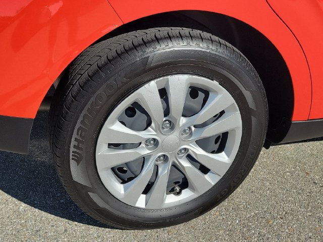 Used 2025 Kia Soul LX FWD image 27