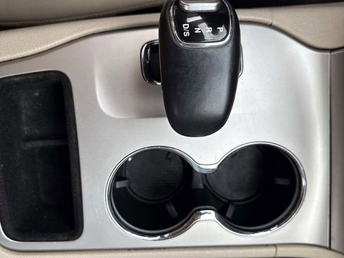 Used 2015 Jeep Grand Cherokee Limited image 40