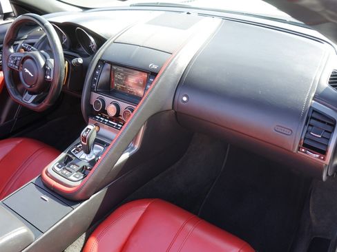 Used 2017 Jaguar F-TYPE S image 16