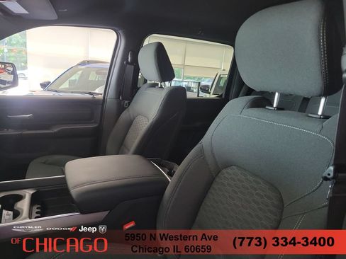 New 2026 RAM 1500 Express AWD/4WD image 15