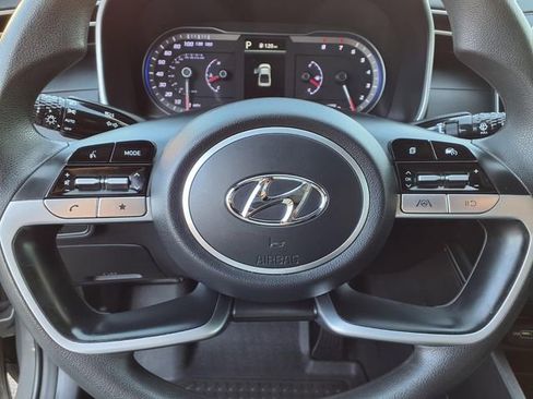 Used 2023 Hyundai Santa Cruz SEL image 11