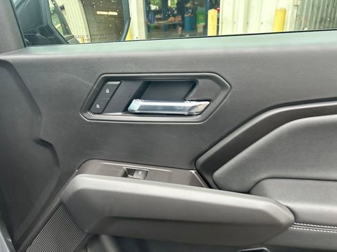 New 2026 GMC Canyon Elevation w/ Convenience Package image 27