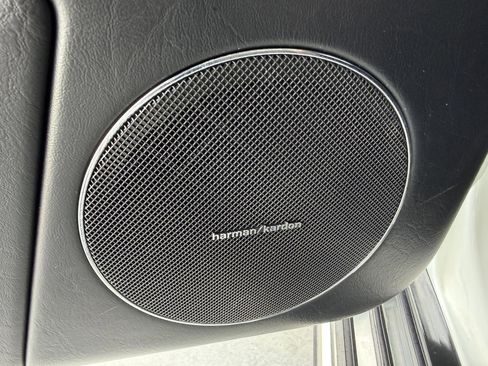 Used 2017 Mercedes-Benz G 550 image 11