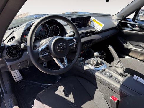 New 2026 MAZDA MX-5 Miata Club w/ Interior Package RWD image 15