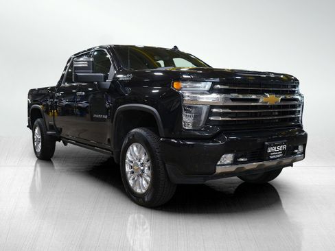 Used 2022 Chevrolet Silverado 2500 High Country w/ Z71 Off-Road Package image 8