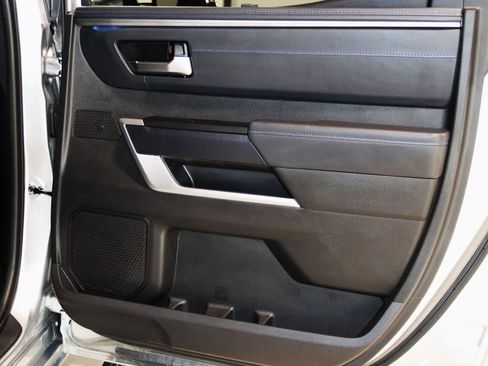 Used 2024 Toyota Tundra Platinum AWD/4WD image 68
