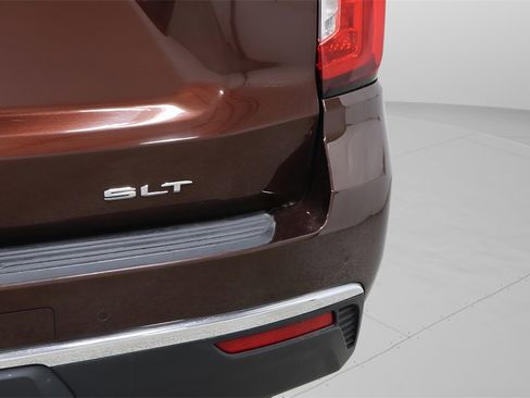 Used 2023 GMC Yukon SLT w/ Max Trailering Package image 38