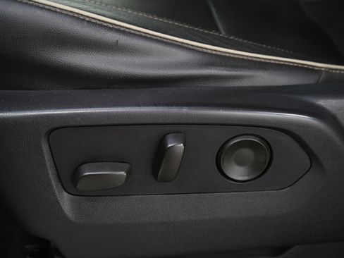 Used 2021 GMC Yukon XL SLT w/ SLT Luxury Plus Package image 27