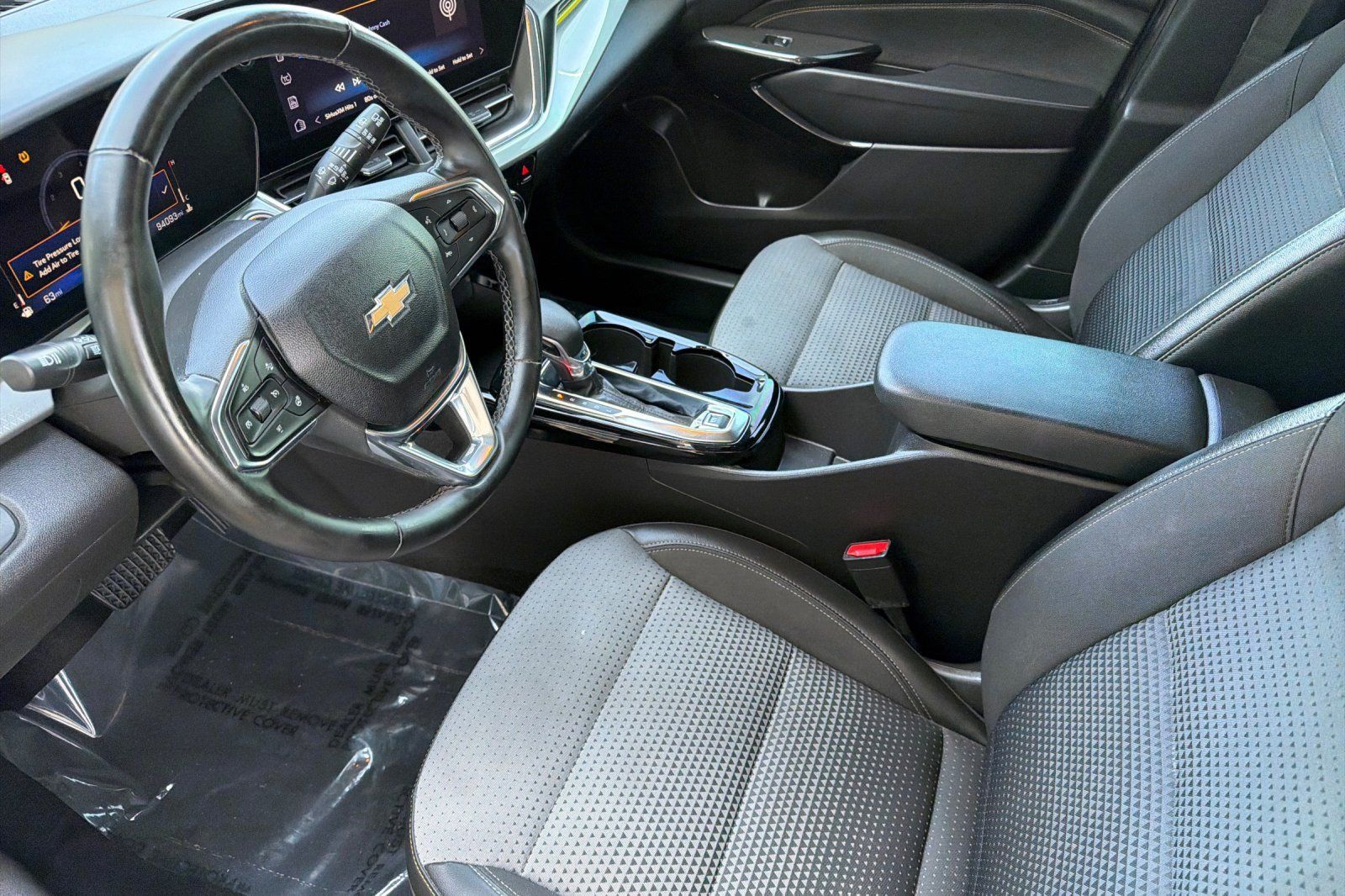 Used 2025 Chevrolet Trax LT w/ Driver Confidence Package FWD image 7