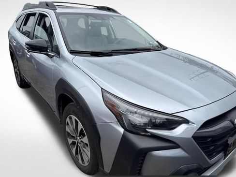 Used 2024 Subaru Outback Limited XT AWD/4WD image 2