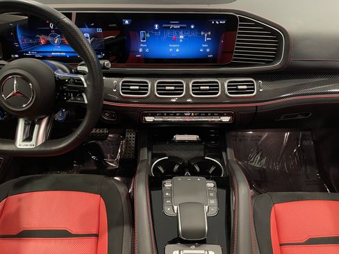 Used 2024 Mercedes-Benz GLE 53 AMG 4MATIC Coupe image 17