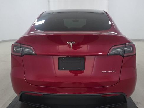 Used 2022 Tesla Model Y Long Range AWD/4WD image 4