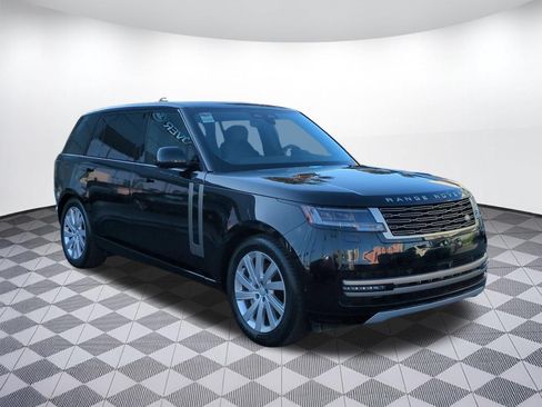Used 2025 Land Rover Range Rover Long Wheelbase SE AWD/4WD image 7