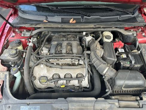 Used 2011 Ford Taurus Limited w/ 301A Rapid Spec Order Code image 28