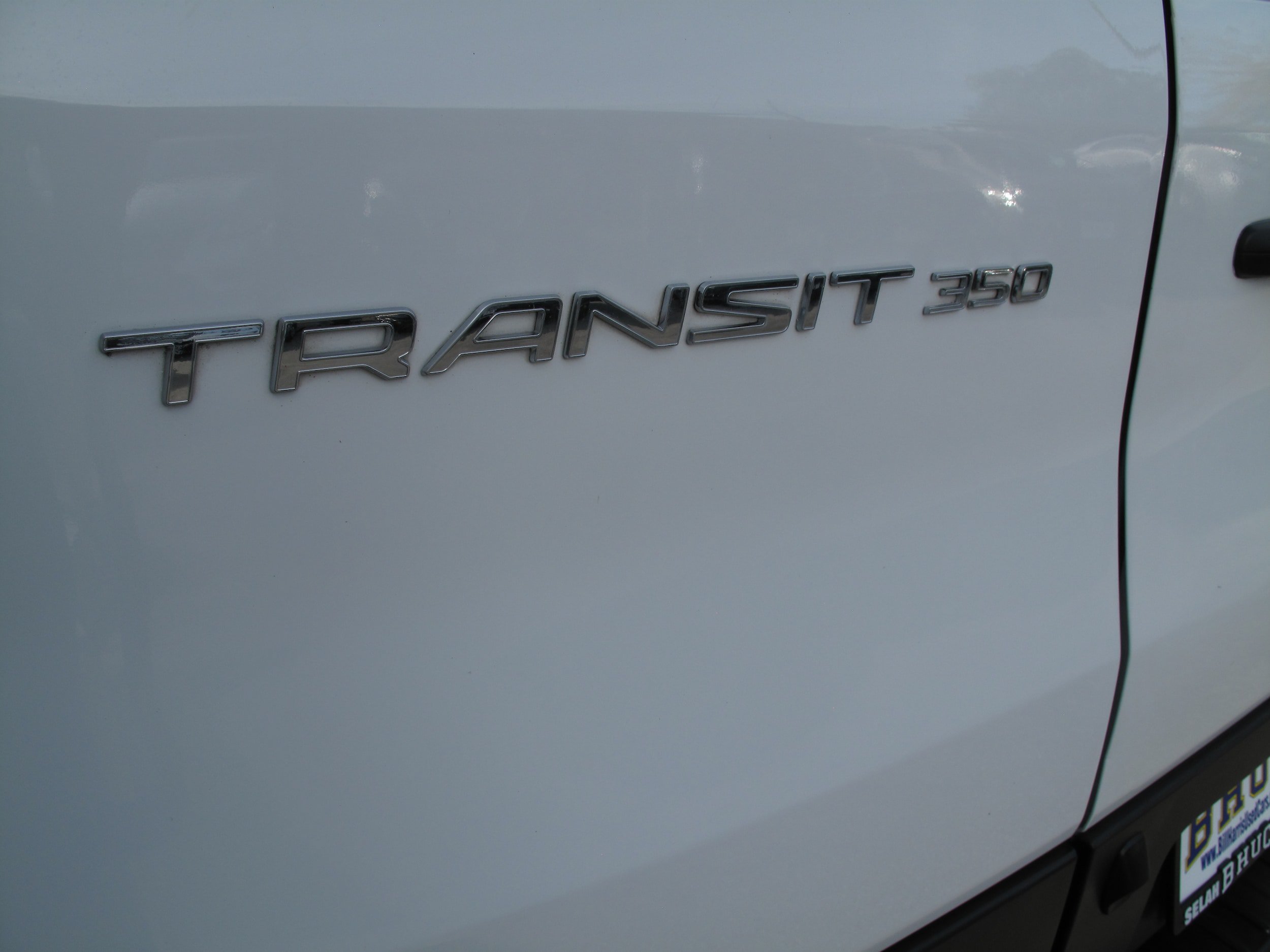 Used 2024 Ford Transit 350 XLT RWD image 7