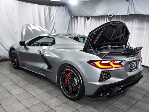 Used 2024 Chevrolet Corvette Stingray Preferred Conv w/ Z51 Performance Package RWD image 59