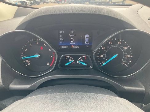 Used 2017 Ford Escape SE AWD/4WD image 10