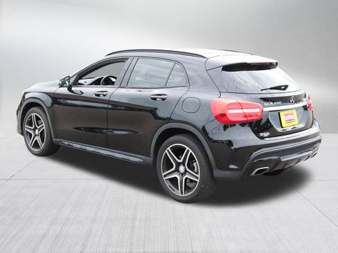 Used 2017 Mercedes-Benz GLA 250 4MATIC image 5
