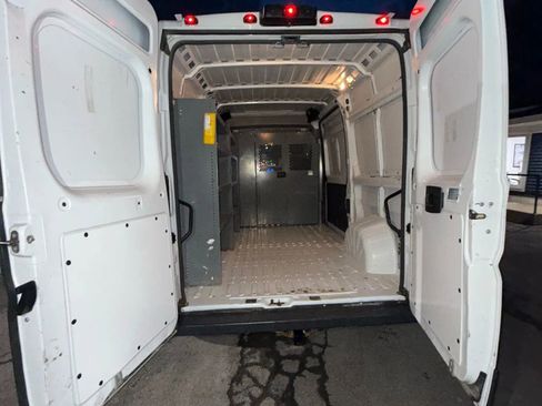Used 2016 RAM ProMaster 1500 w/ Interior Convenience Group image 16