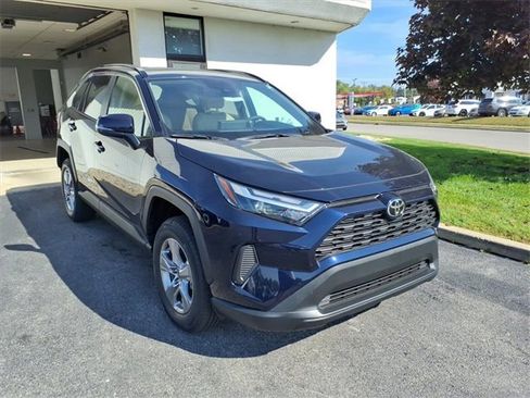 Certified 2025 Toyota RAV4 XLE image 23