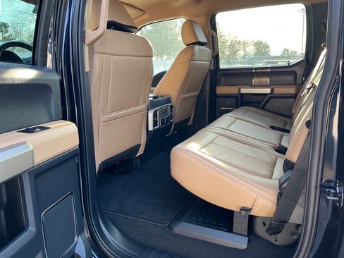 Used 2022 Ford F250 Lariat w/ Lariat Ultimate Package image 10