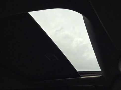 Used 2022 Dodge Charger Scat Pack w/ Daytona Edition Group image 10