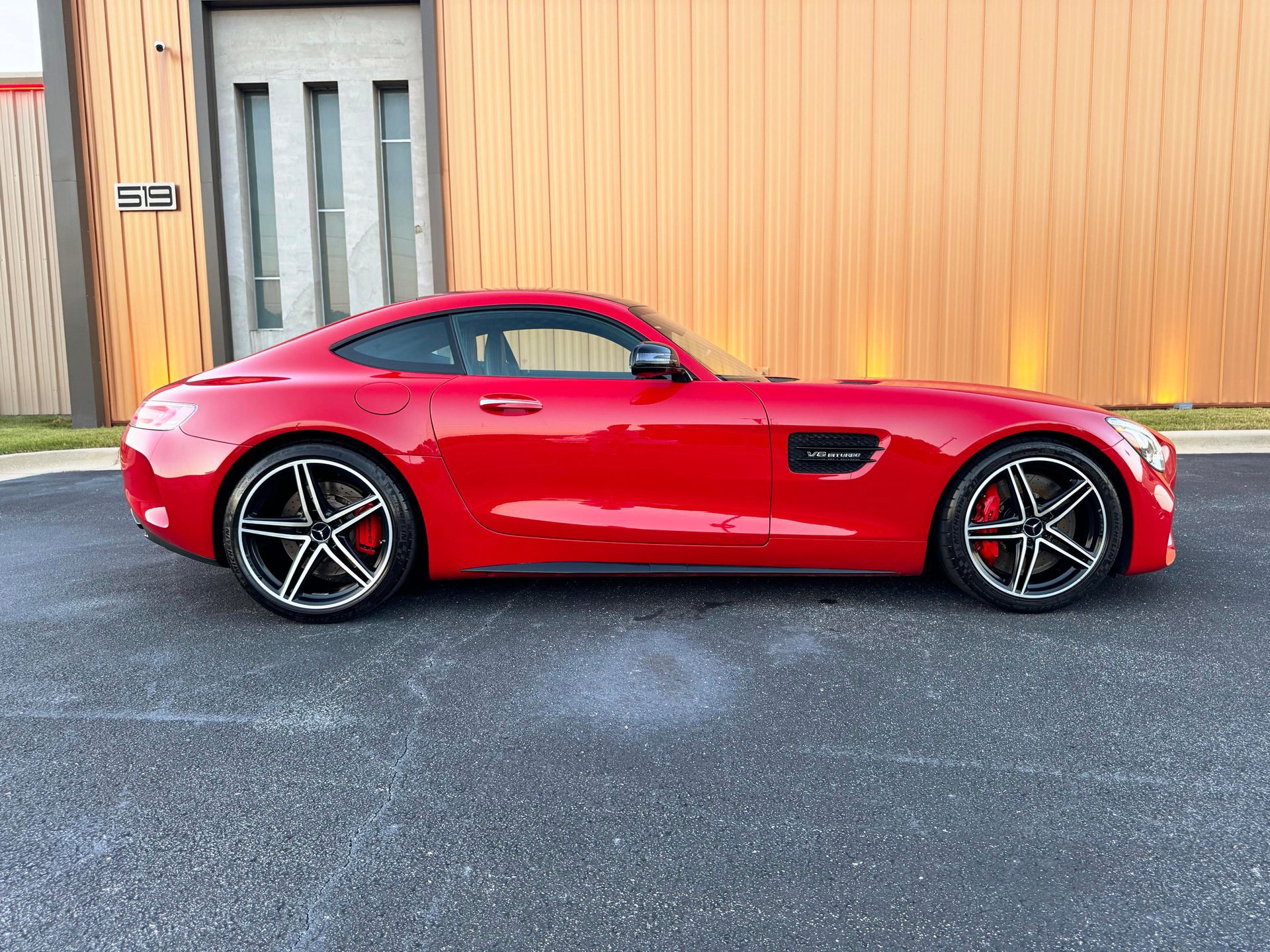 Used 2018 Mercedes-Benz AMG GT C image 8