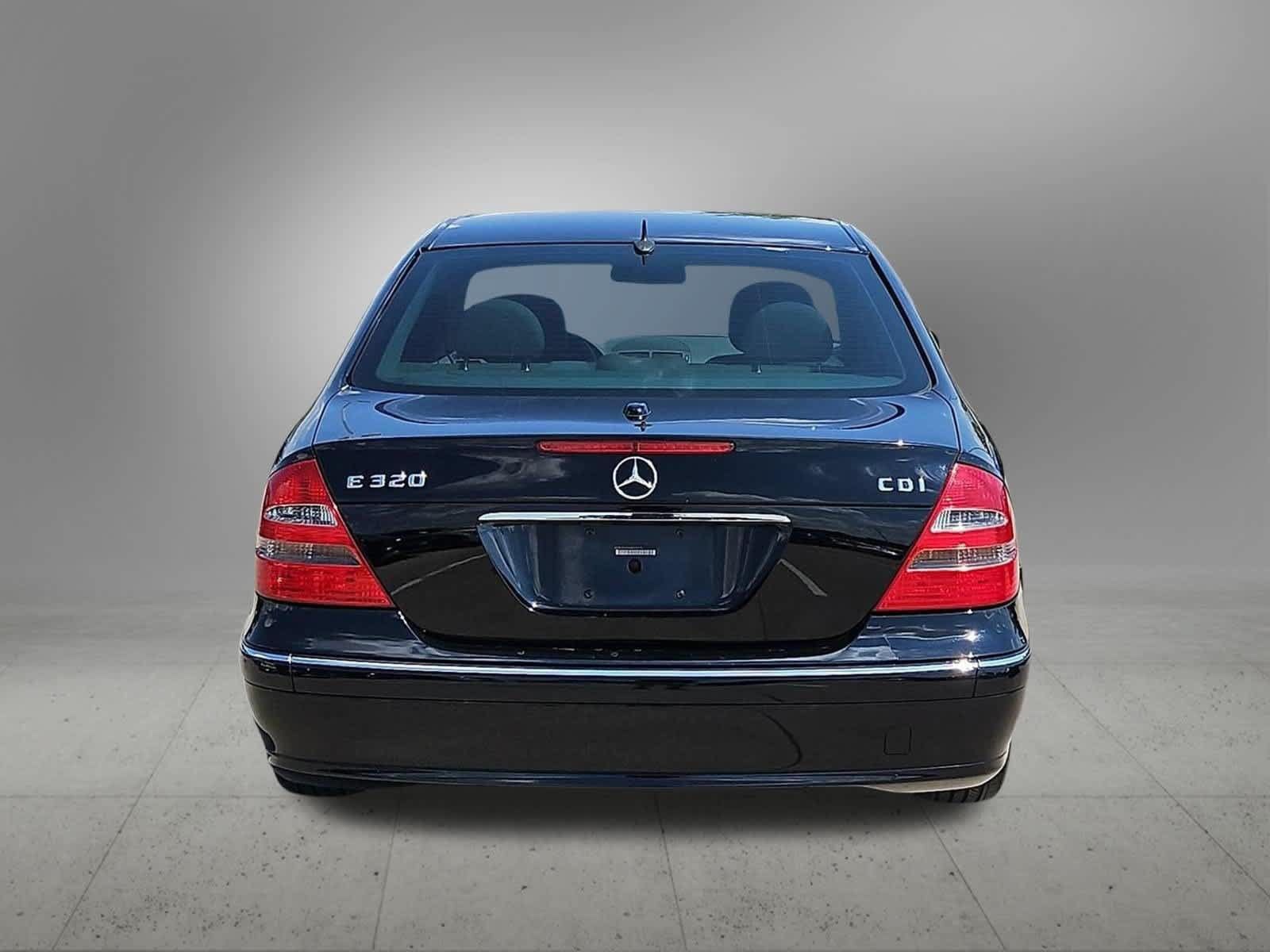 Used 2006 Mercedes-Benz E 320 CDI Sedan image 5