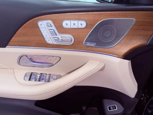 Used 2021 Mercedes-Benz GLE 350 4MATIC image 22