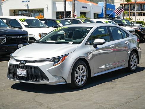 Used 2022 Toyota Corolla LE w/ Carpet Mat Package (TMS) FWD image 3
