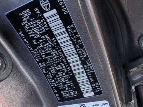 Used 2024 Toyota Camry SE FWD image 34