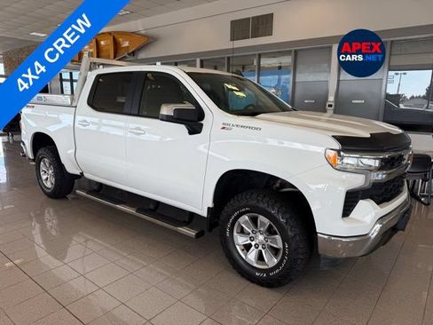 Used 2022 Chevrolet Silverado 1500 LT AWD/4WD image 1