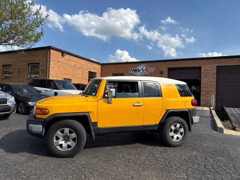 Used 2009 Toyota FJ Cruiser 4WD image 4