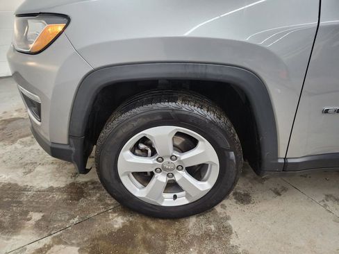 Used 2020 Jeep Compass Latitude w/ Cold Weather Group image 40