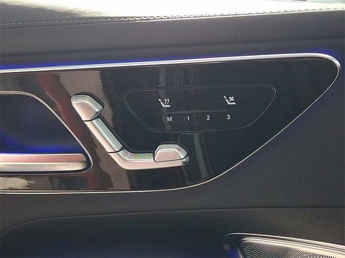 New 2026 Mercedes-Benz GLC 350e 4MATIC image 18