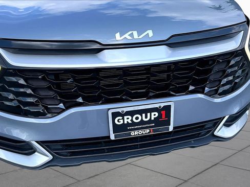 Used 2024 Kia Sportage EX FWD image 29