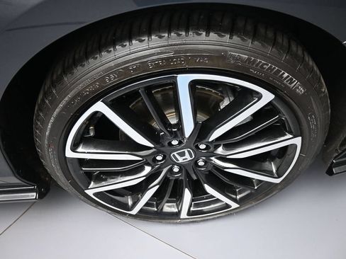 Used 2025 Honda Accord Touring image 13